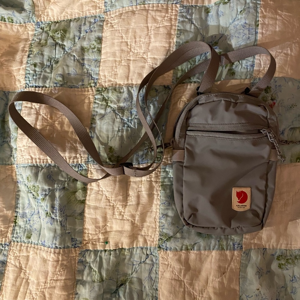 NWOT Kanken High Coast Pocket